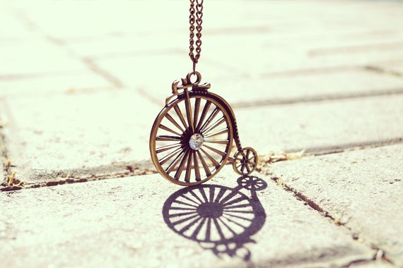 antique-bicycle-necklace-ww